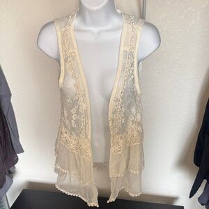 Women's Cream Lace Sleeveless Vest Top